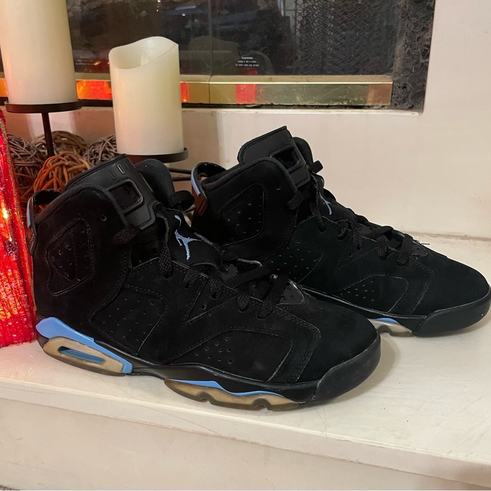 Jordan 6 Retro UNC (GS) (Women's Size 7.5 or Youth 6Y)